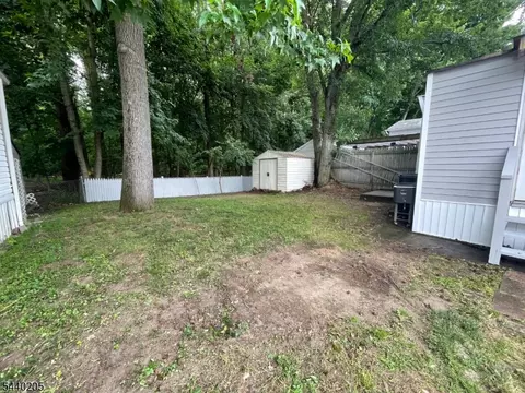 Exterior - 7 5th St, Wayne, NJ 07470 photo 2 of 3