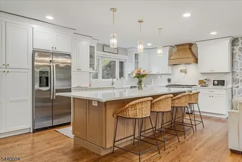 Kitchen - 9 Linden Ln, Wayne, NJ 07470 photo 2 of 6