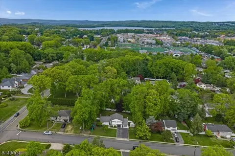 View/Area - 9 Linden Ln, Wayne, NJ 07470 photo 7 of 10