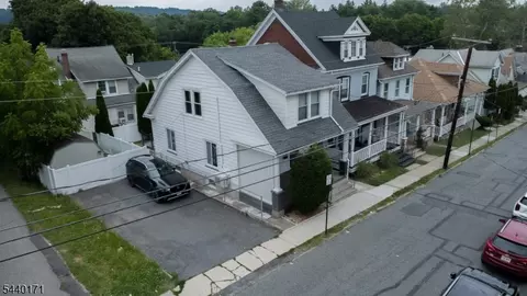 189 Summit Ave, Phillipsburg, NJ 08865