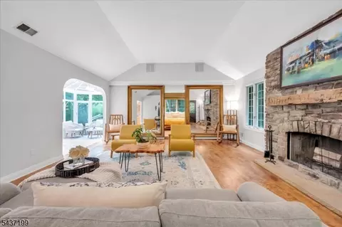 1448 Long Rd, Martinsville, NJ 08836 photo 7
