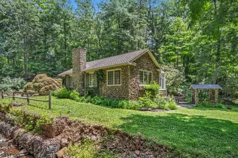 1448 Long Rd, Martinsville, NJ 08836 photo 3