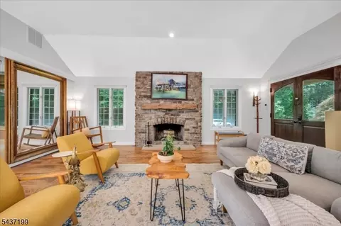 1448 Long Rd, Martinsville, NJ 08836 photo 9