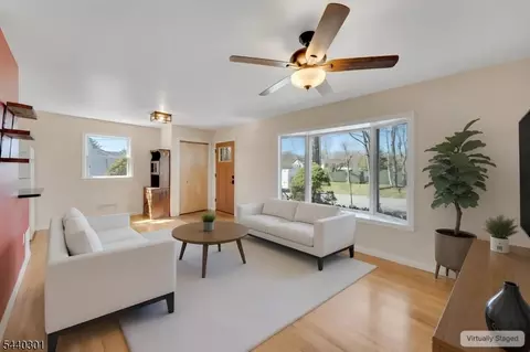 20 Kievit Rd, Wayne, NJ 07470 photo 12