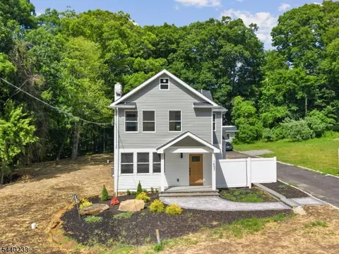 1453 Sussex Tpke, Randolph, NJ 07869