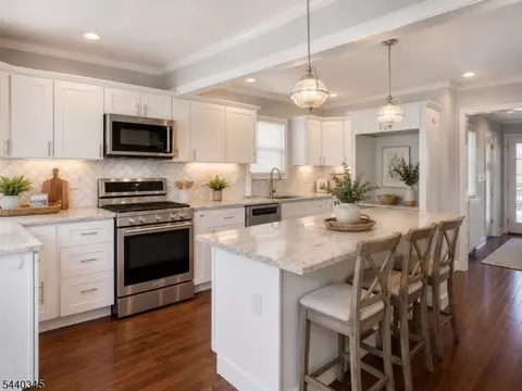 634 Sherman Ave, Roselle Park, NJ 07204