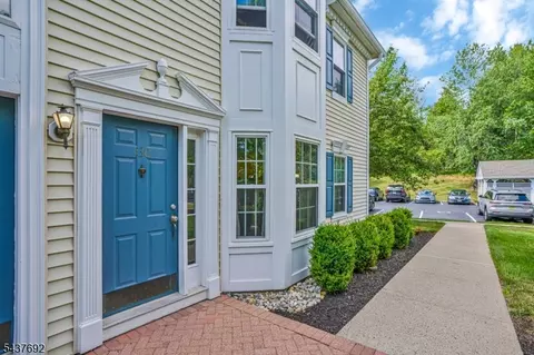 130 Arbor Way, Branchburg, NJ 08876