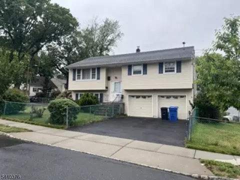 360 Leslie Ave, Piscataway, NJ 08854