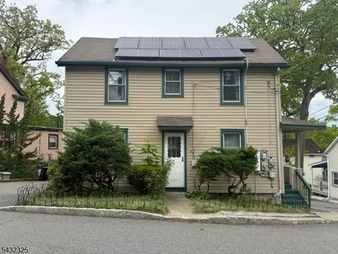 18 Fletcher Pl, Mount Tabor, NJ 07878