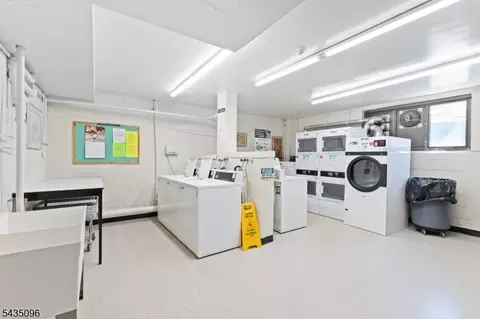 25 Grand Ave #1E, Hackensack, NJ 07601 photo 16