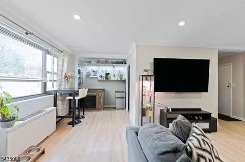 Living - 25 Grand Ave #1E, Hackensack, NJ 07601 photo 3 of 3