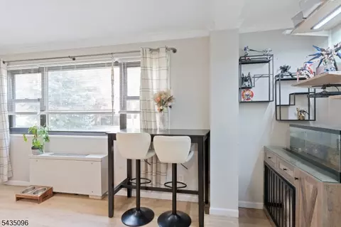 Dining - 25 Grand Ave #1E, Hackensack, NJ 07601 photo 1 of 1