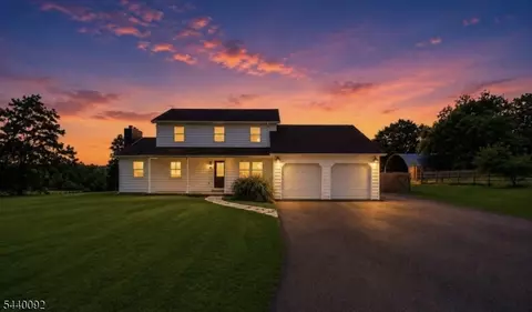 166 Mudtown Rd, Wantage, NJ 07461