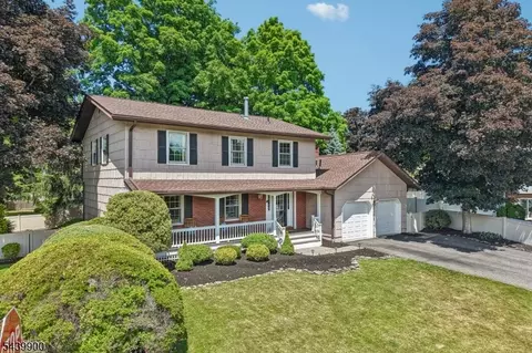 4 Holyoke Rd, Wayne, NJ 07470 photo 45