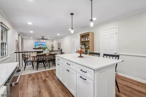 4 Holyoke Rd, Wayne, NJ 07470 photo 12