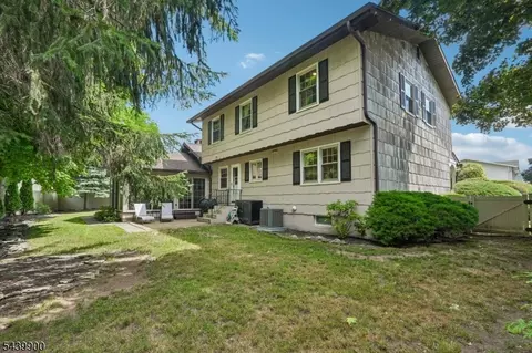 4 Holyoke Rd, Wayne, NJ 07470 photo 40