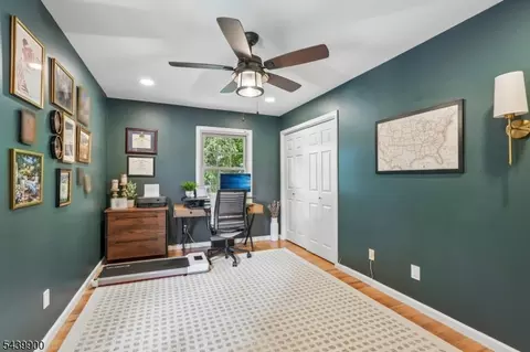 4 Holyoke Rd, Wayne, NJ 07470 photo 34