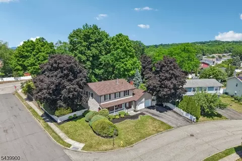 4 Holyoke Rd, Wayne, NJ 07470 photo 46