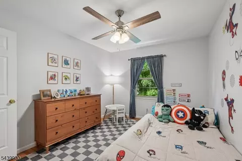 4 Holyoke Rd, Wayne, NJ 07470 photo 32