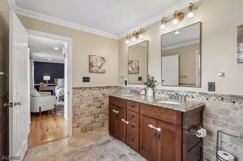 4 Holyoke Rd, Wayne, NJ 07470 photo 28