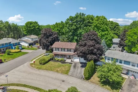 View/Area - 4 Holyoke Rd, Wayne, NJ 07470 photo 2 of 5