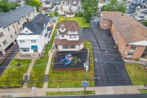 217 Rahway Ave, Elizabeth City, NJ 07202