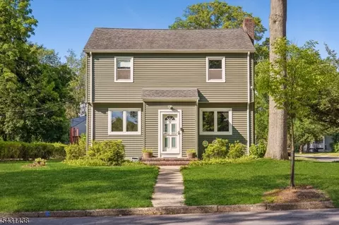 51 Meadowbrook Pl, South Orange Village, NJ 07079