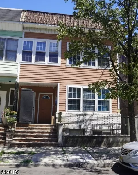 296 Ridgewood Ave, Newark, NJ 07112