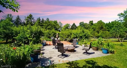 467 Foothill Rd, Bridgewater, NJ 08807