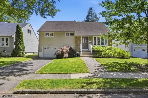 21 Morley Ln, Bloomfield, NJ 07003