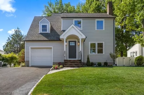 642 Roosevelt St, Westfield, NJ 07090