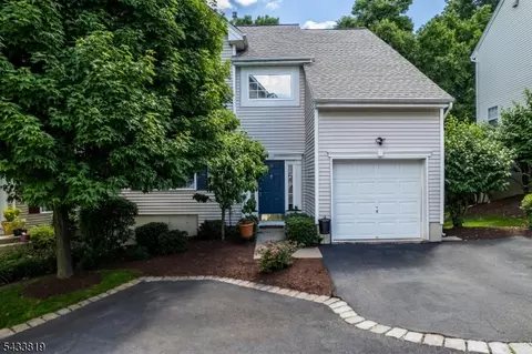 38 Brock Ln, Hackettstown, NJ 07840