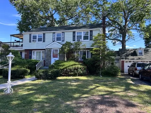 126 Parker Ave, Hawthorne, NJ 07506