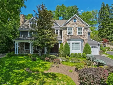 19 Hilltop Rd, Short Hills, NJ 07078