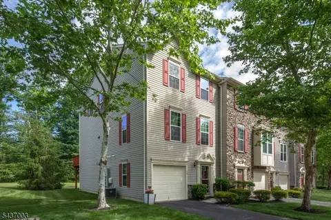 80 Thomastown Rd, Mine Hill, NJ 07803