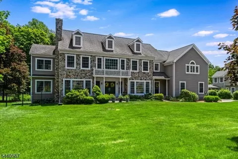 2 Coe Farm Rd, Mendham Twp, NJ 07945