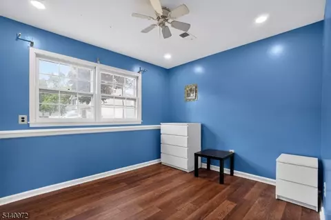 Bedroom - 21 Ash Rd, Edison, NJ 08817 photo 5 of 6