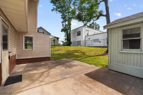 Exterior - 21 Ash Rd, Edison, NJ 08817 photo 6 of 6