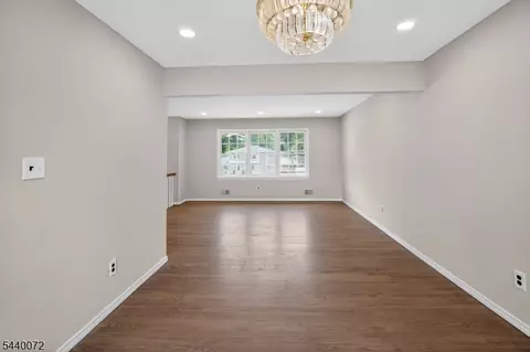 Living - 21 Ash Rd, Edison, NJ 08817 photo 4 of 8