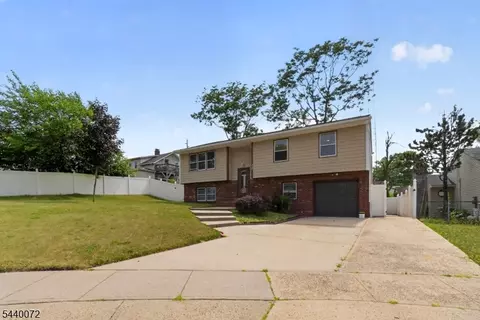 Exterior - 21 Ash Rd, Edison, NJ 08817 photo 3 of 6