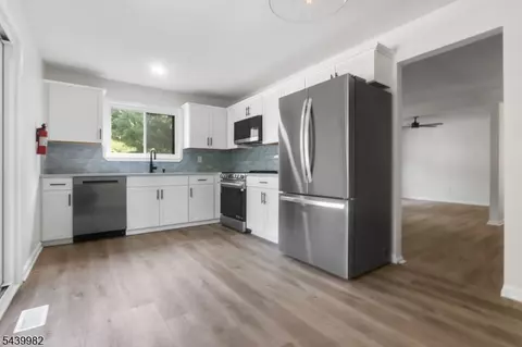 13235 Dell Pl #235, Stanhope, NJ 07874