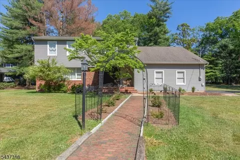 2 Abbott Ct, Edison, NJ 08820 photo 39