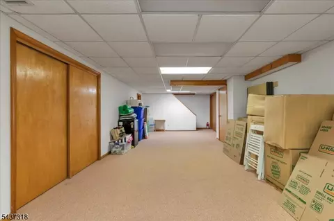 2 Abbott Ct, Edison, NJ 08820 photo 37
