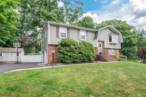 646 Reba Rd, Landing, NJ 07850