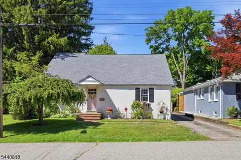 512 Monroe St, Hackettstown, NJ 07840