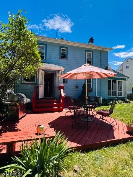 Exterior - 1141 Gresham Rd, Plainfield, NJ 07062 photo 8 of 11