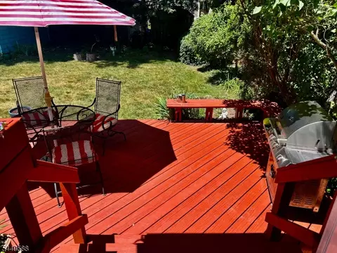 Exterior - 1141 Gresham Rd, Plainfield, NJ 07062 photo 9 of 11