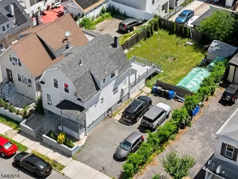 205-207 E 24th St, Paterson, NJ 07514