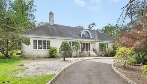 10 Loriann Rd, Warren, NJ 07059