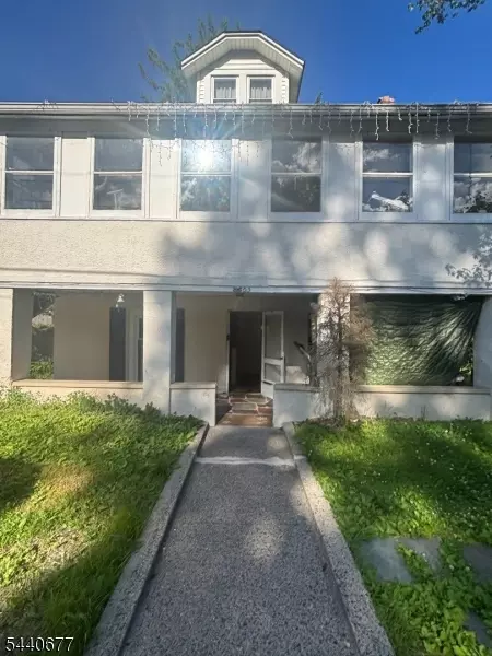 63 Poplar Dr, Long Hill, NJ 07980